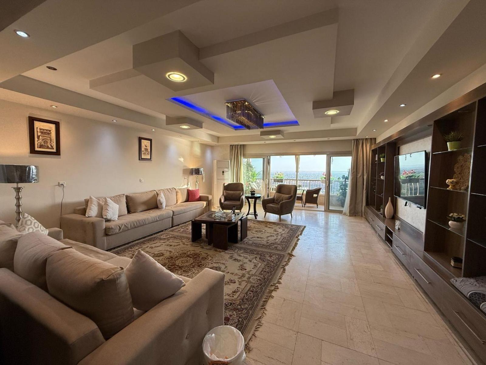 23 Floors Up Breathtaking Nile View 2br In Maadi *