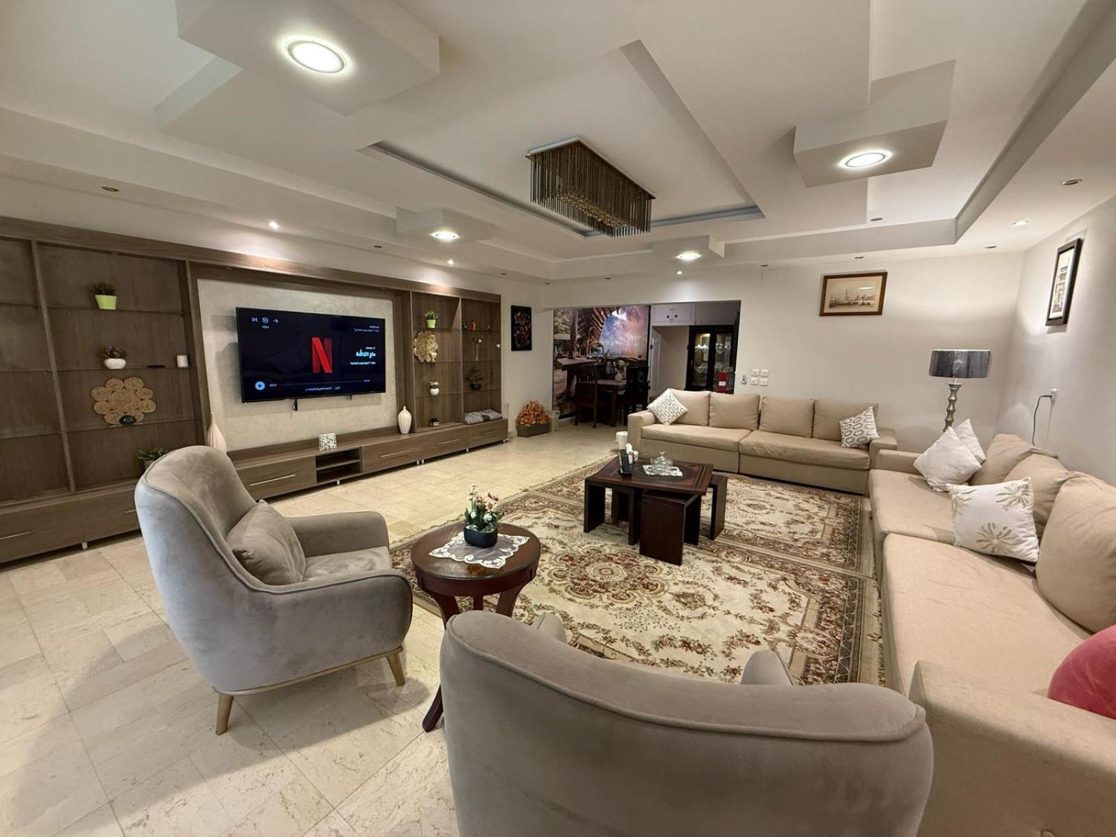 Apartment 23 Floors Up Breathtaking Nile View 2br In Maadi *